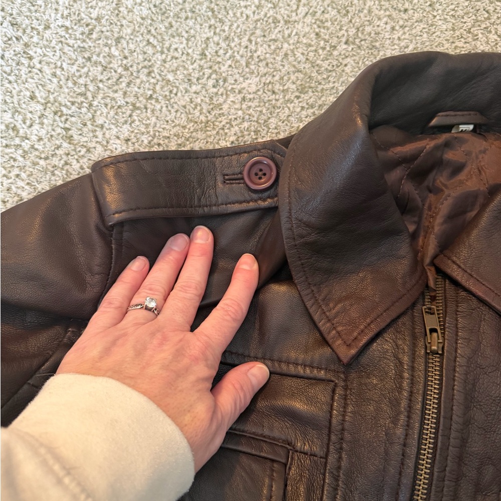 Men's Brown Leather bomber Jacket - Picture 3 of 6